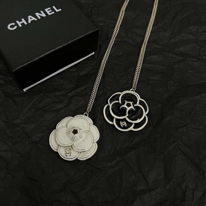 Ch**el necklaces
